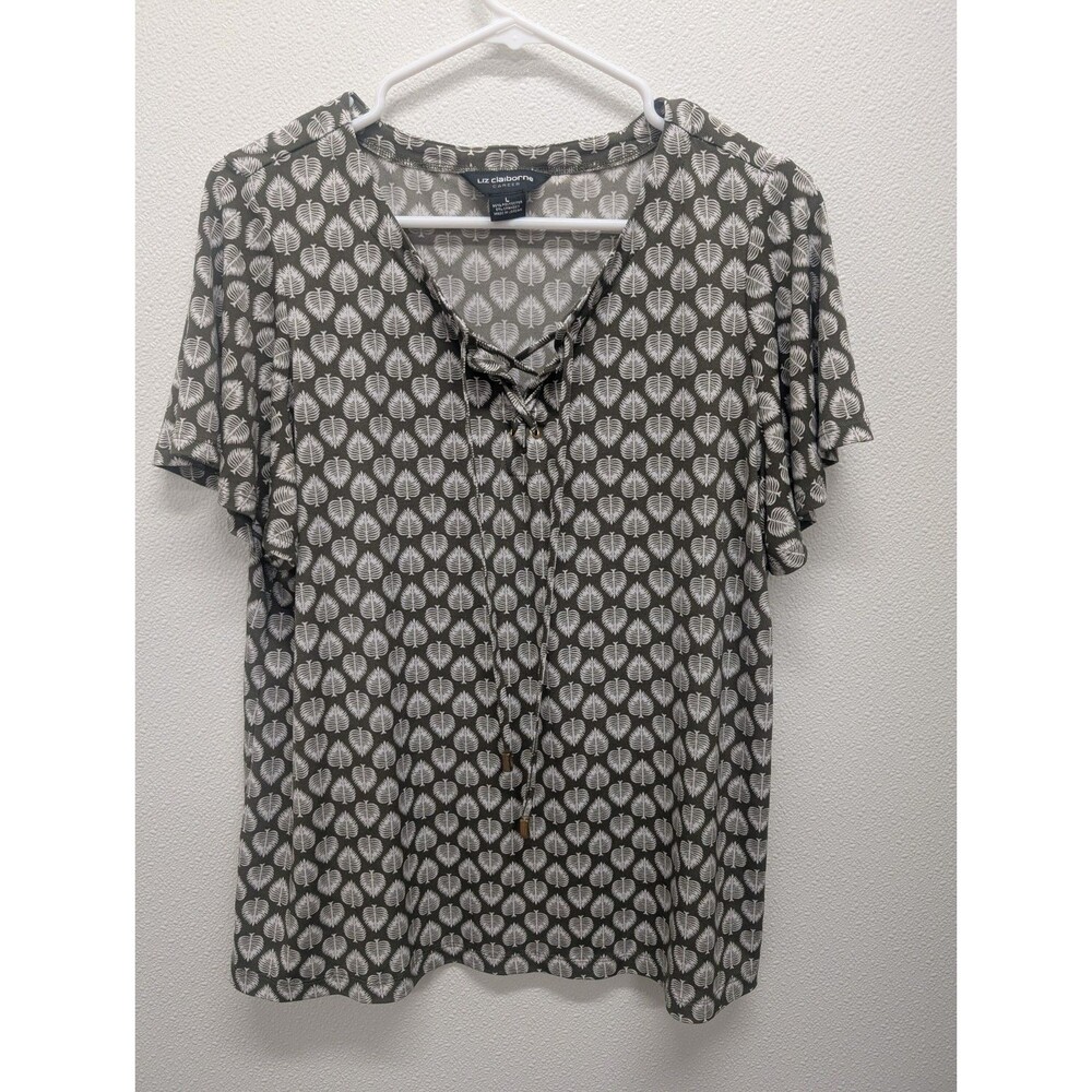 Liz Claiborne Olive Green and White Leaf Print Short Sleeve Blouse